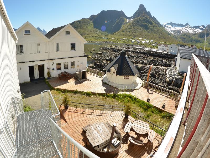 Mefjord Brygge Hotel Tromso Bagian luar foto
