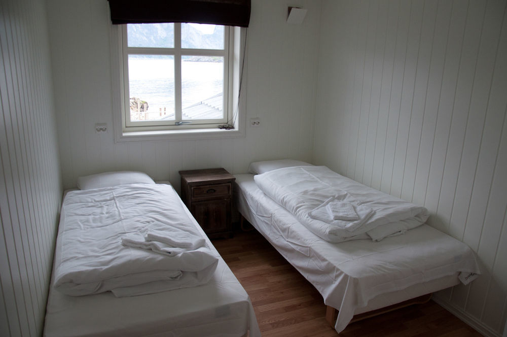 Mefjord Brygge Hotel Tromso Bagian luar foto