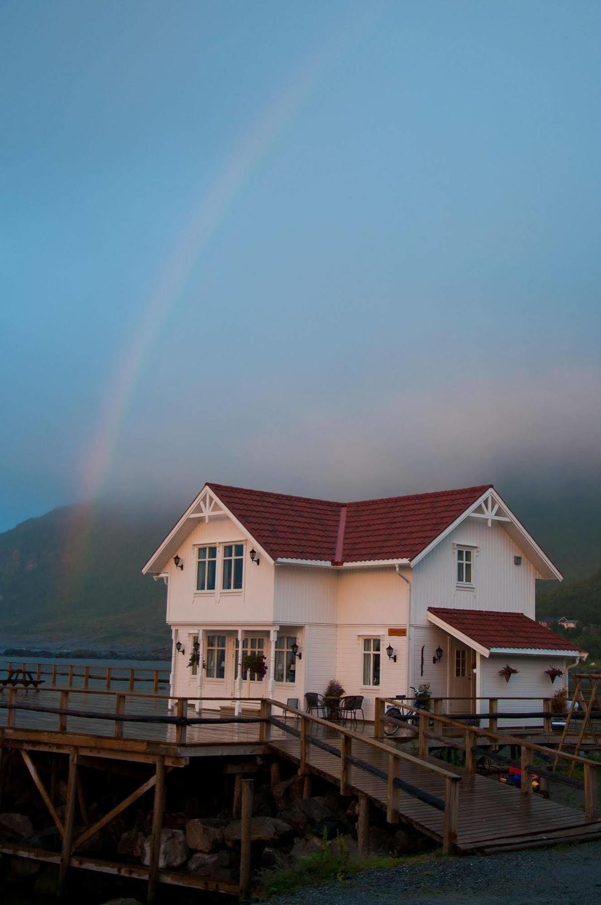 Mefjord Brygge Hotel Tromso Bagian luar foto