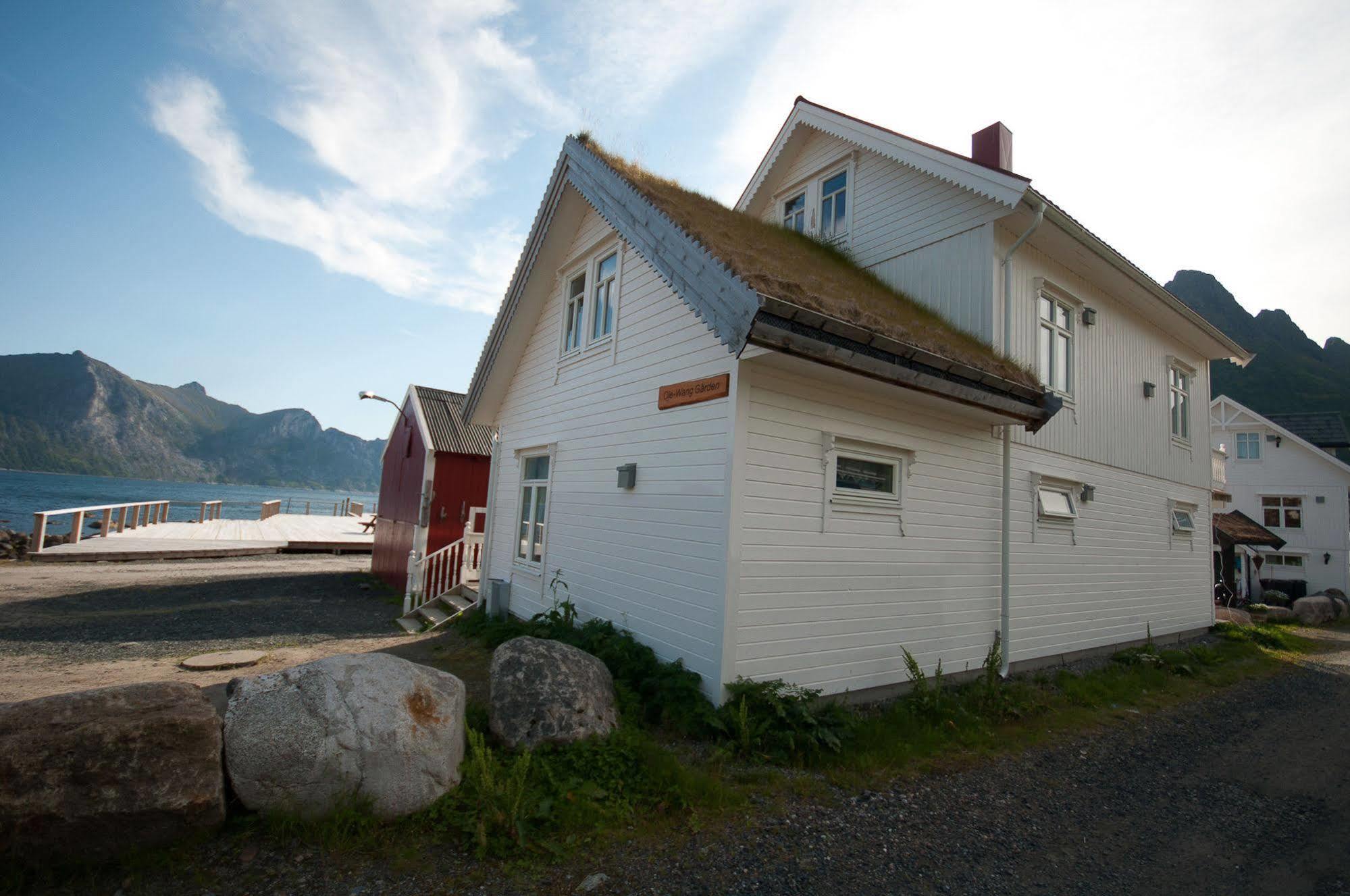 Mefjord Brygge Hotel Tromso Bagian luar foto